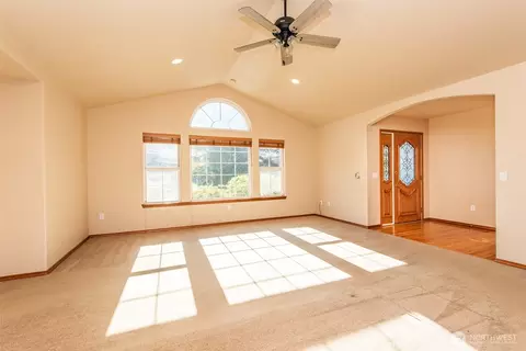 720 Grandview Dr, Sequim, WA 98382 photo 5