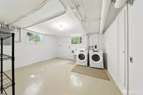 2017 10th Ave E, Seattle, WA 98102 photo 23