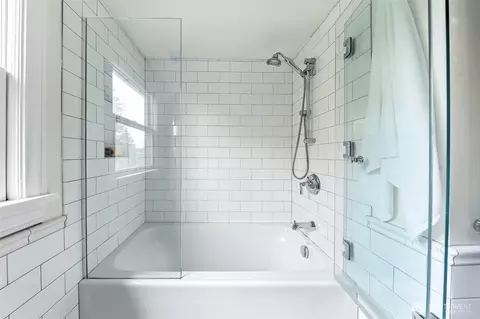 2017 10th Ave E, Seattle, WA 98102 photo 19