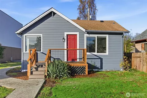 321 3rd St NE, Auburn, WA 98002