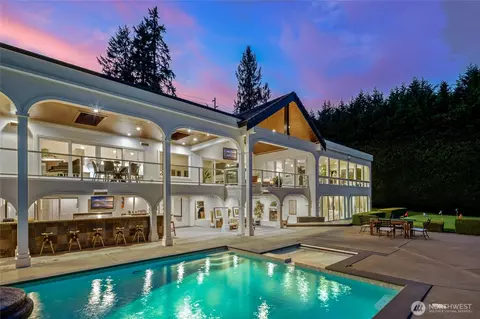 3026 140th Ave NE, Bellevue, WA 98005