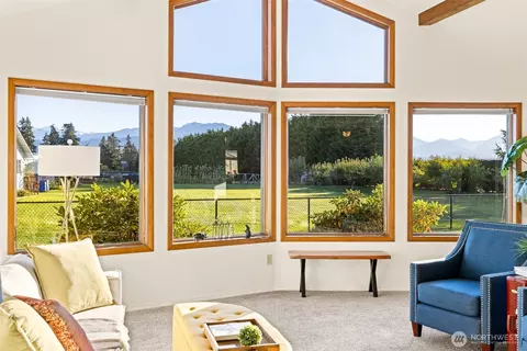 Living - 202 Koeppe Dr, Sequim, WA 98382 photo 2 of 3