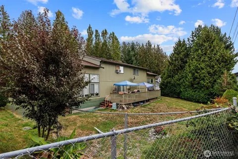 Exterior - 12303 Alexander Rd, Everett, WA 98204 photo 7 of 7