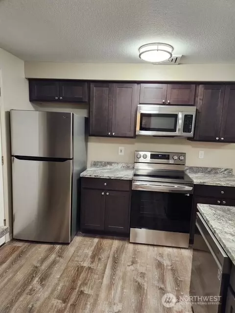 Kitchen - 12303 Alexander Rd, Everett, WA 98204 photo 2 of 5