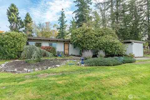 3572 Francis Rd, Mount Vernon, WA 98273