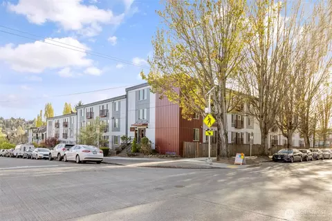 3661 Phinney Ave N #407, Seattle, WA 98103