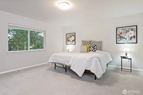 Bedroom - 4122 235th Pl SE, Bothell, WA 98021 photo 3 of 7