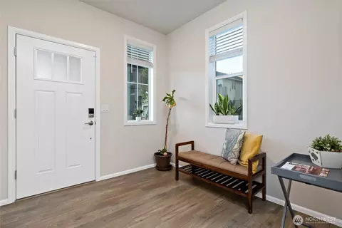 Entry Way - 4122 235th Pl SE, Bothell, WA 98021 photo 1 of 6