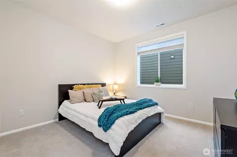 Bedroom - 4122 235th Pl SE, Bothell, WA 98021 photo 1 of 7