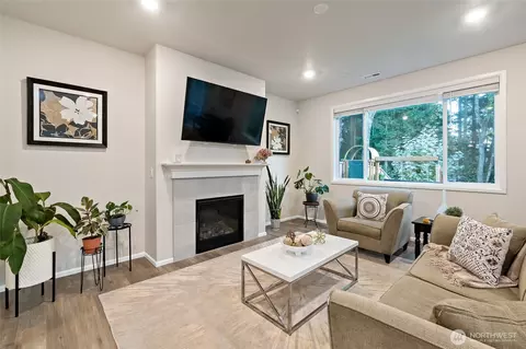Other - 4122 235th Pl SE, Bothell, WA 98021 photo 2 of 8