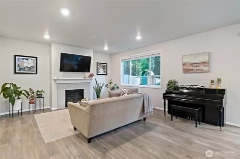 Living - 4122 235th Pl SE, Bothell, WA 98021 photo 1 of 1