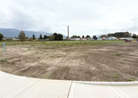 304 W 3rd St, Everson, WA 98247 photo 6