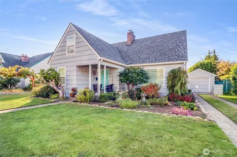 3225 Maringo Rd SE, Olympia, WA 98501