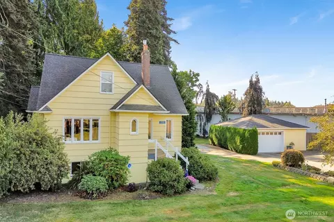 Exterior - 17090 Sam Bell Rd, Bow, WA 98232 photo 6 of 7