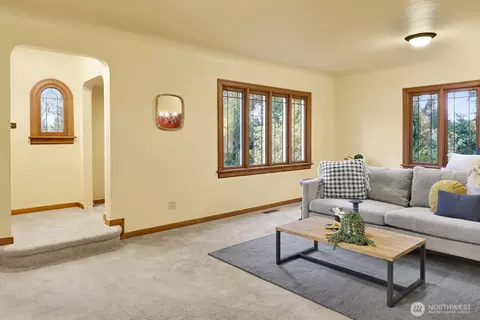 Living - 17090 Sam Bell Rd, Bow, WA 98232 photo 3 of 5