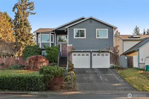 20403 63rd Pl W, Lynnwood, WA 98036