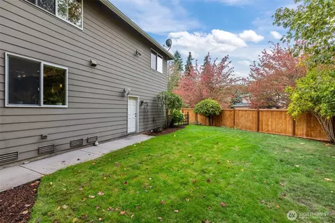 Exterior - 8614 NE 198th St, Bothell, WA 98011 photo 4 of 5