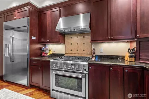 Kitchen - 8614 NE 198th St, Bothell, WA 98011 photo 3 of 6