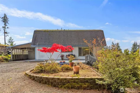 Exterior - 350 Olympic Dr E, Grapeview, WA 98546 photo 5 of 7