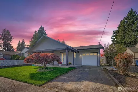 211 O St NE, Auburn, WA 98002