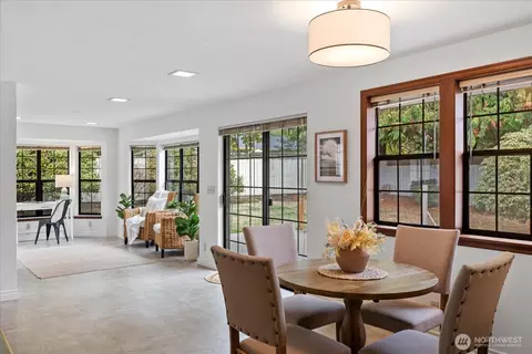 Dining - 305 234th St SW, Bothell, WA 98021 photo 6 of 6