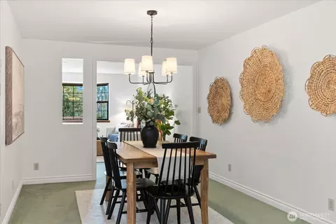 Dining - 305 234th St SW, Bothell, WA 98021 photo 5 of 6