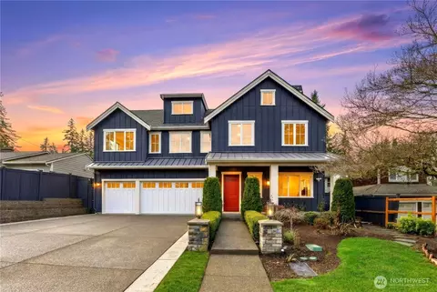 2121 109th Ave SE, Bellevue, WA 98004