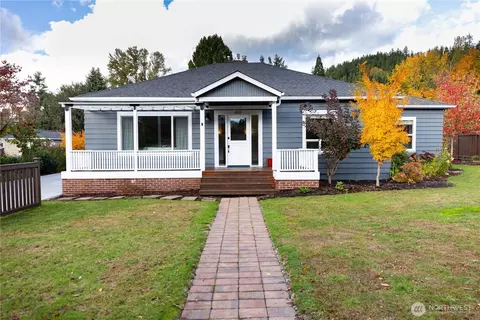 450 NE Alder St, Issaquah, WA 98027