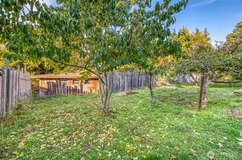 145 Spruce St, Orcas Island, WA 98245 photo 4
