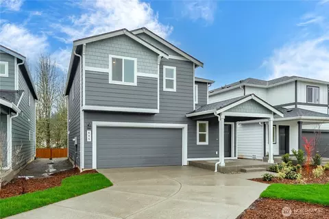 685 Salzer Creek Dr, Centralia, WA 98531