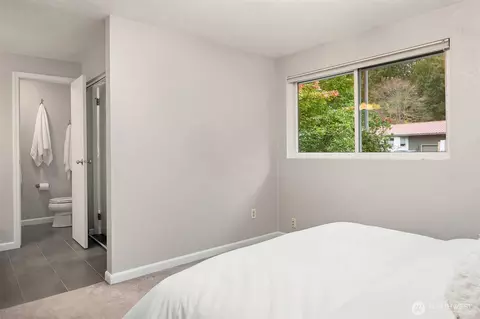 Bedroom - 1816 171st Pl SE, Bothell, WA 98012 photo 2 of 6
