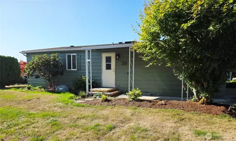 836 Harmon Way S #39, Orting, WA 98360