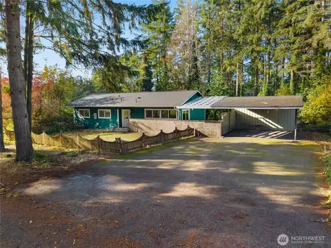 40 E Sylvan Heights Ln, Shelton, WA 98584