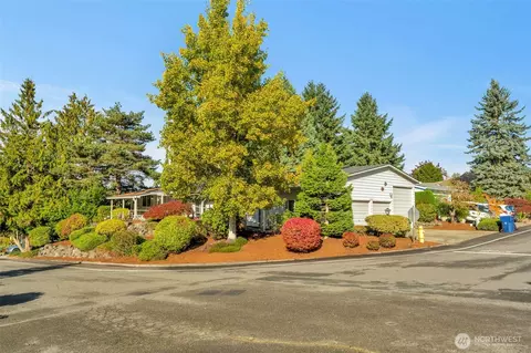 23916 7th Pl W, Bothell, WA 98021