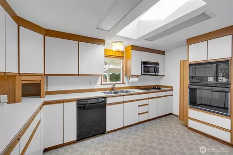 23916 7th Pl W, Bothell, WA 98021 photo 10