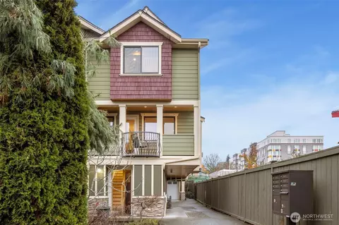 108 17th Ave #A, Seattle, WA 98122