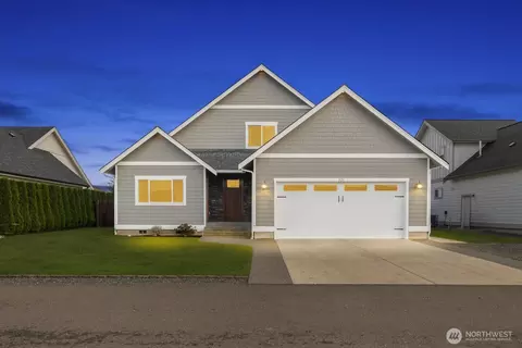 826 Rye Ct, Lynden, WA 98264