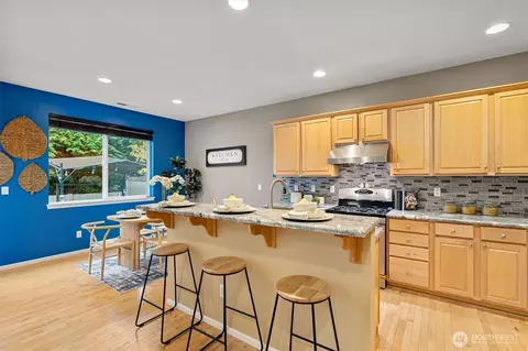Kitchen - 16119 35th Dr SE, Bothell, WA 98012 photo 1 of 4