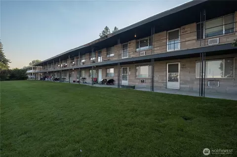 6615 N Atlantic St, Spokane, WA 99208