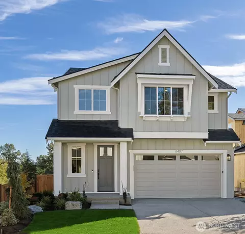 8407 NE 156th Pl, Kenmore, WA 98028