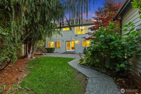 Exterior - 17312 Gravenstein Rd, Bothell, WA 98012 photo 5 of 6