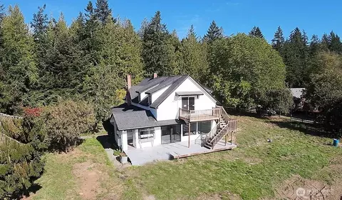 4092 Ginnett Rd, Anacortes, WA 98221