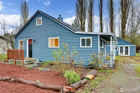 1513 NEcho Dr, Bremerton, WA 98311