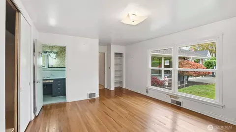 721 Rucker, Everett, WA 98201 photo 29