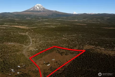 610 Wahkiacus Heights Rd, Wahkiacus, WA 98670