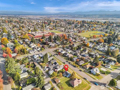 View/Area - 2426 Pine St, Everett, WA 98201 photo 6 of 8