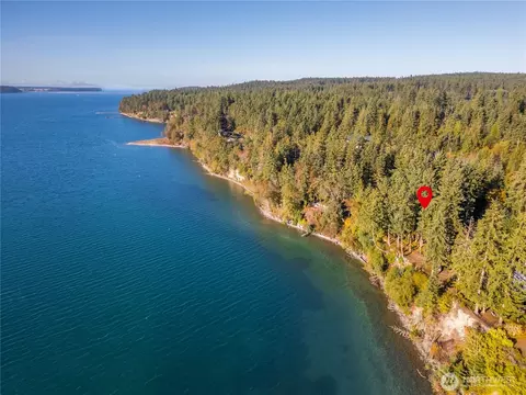 View/Area - 871 E Sequim Bay Rd, Sequim, WA 98382 photo 2 of 5