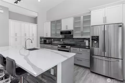 Kitchen - 871 E Sequim Bay Rd, Sequim, WA 98382 photo 3 of 5
