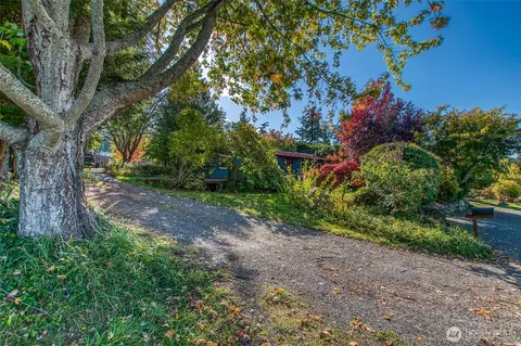 Exterior - 162 Alder St, Eastsound, WA 98245 photo 12 of 15