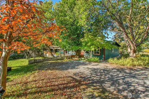 162 Alder St, Eastsound, WA 98245